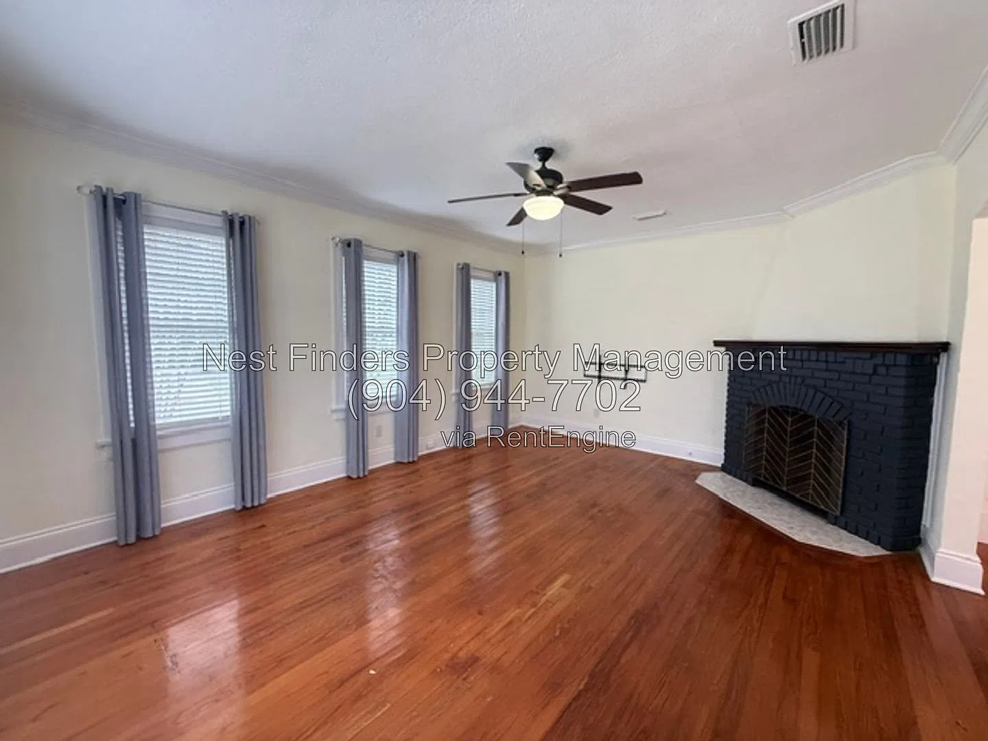 3 bed, 2.0 bath, 1395 sqft, $2,000 — Photo 3