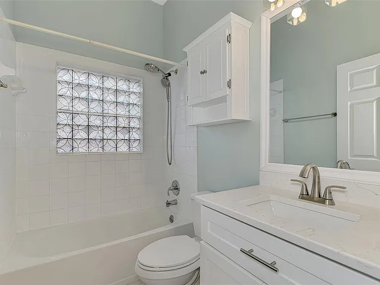 5271 Highbury Cir — Photo 35