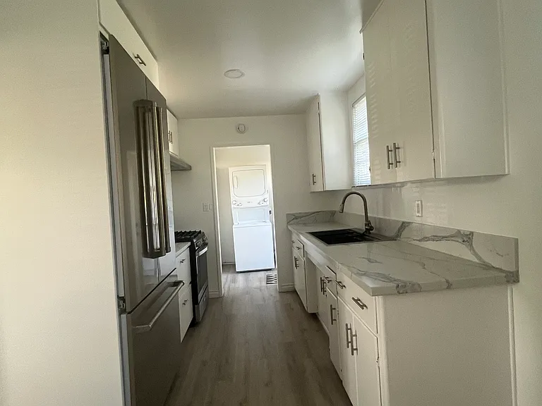 2442 Vista Laguna Ter — Photo 20
