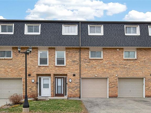 2nd image of 23 Rosedale Ct