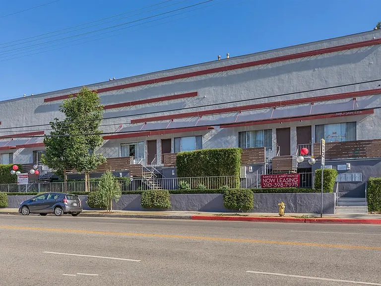 Sawtelle — Photo 20
