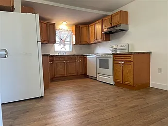 3 bed, 1700 sqft, $2,800 — Photo 2