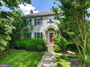 326 Saint Dunstans Rd, Baltimore, MD 21212