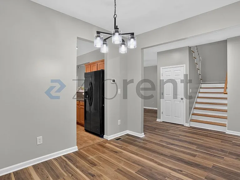 506 Waterford Rd NW — Photo 8