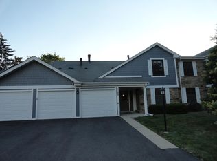 1180 Silverwood Ct APT B2, Wheeling, IL 60090
