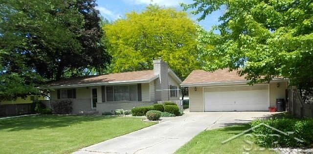 1st image of 6384 W Berkshire Dr