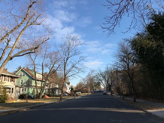 4th image of 366 Turrell Ave