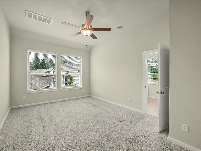 323 N Spotted Fern Dr — Photo 21