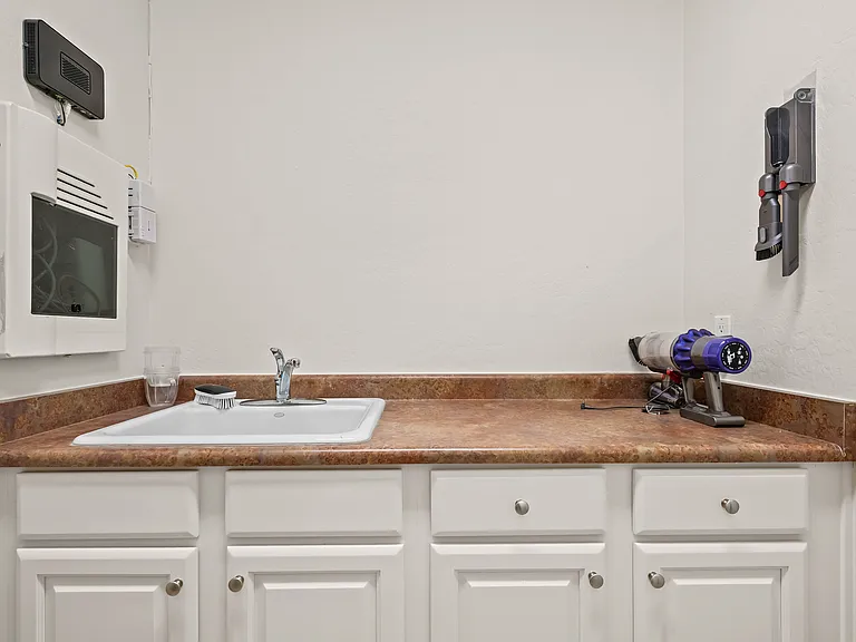 11479 E Beck Ln — Photo 30