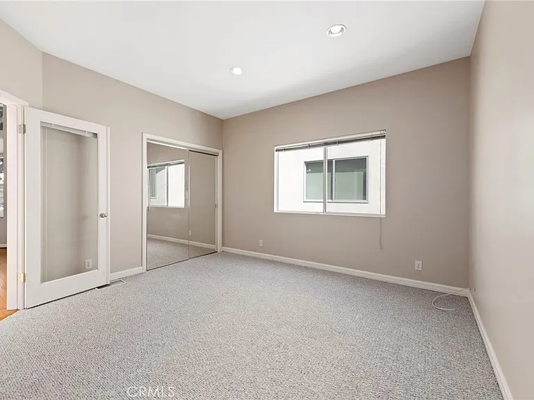 1536 Silver St — Photo 4