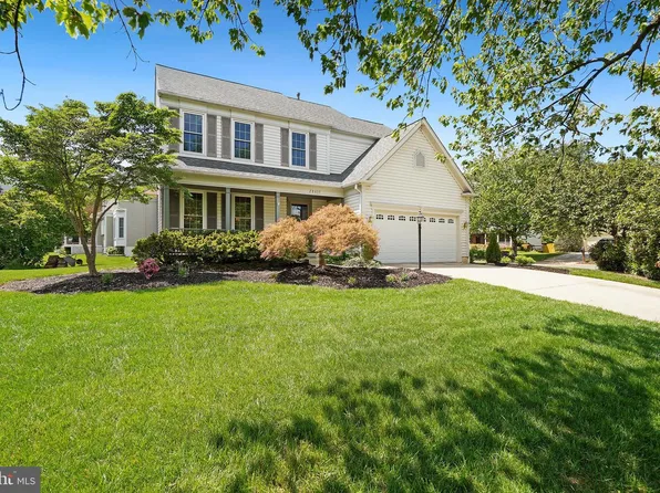 20435 Willowmere Ct, Sterling, VA 20165