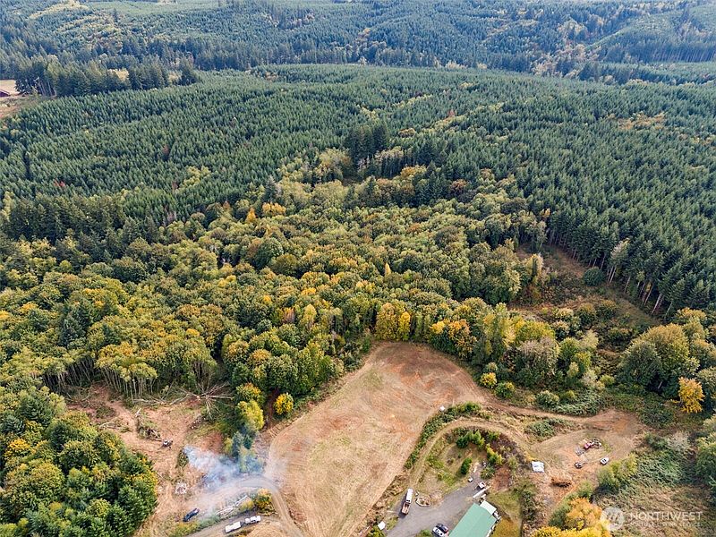 3rd image of 251 62 Crego Hill Road