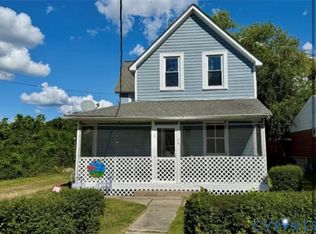 26 Marshall Ave, Colonial Beach, VA 22443