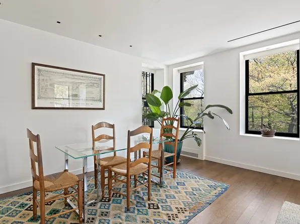 478 Central Park West 2B image 3 of 6