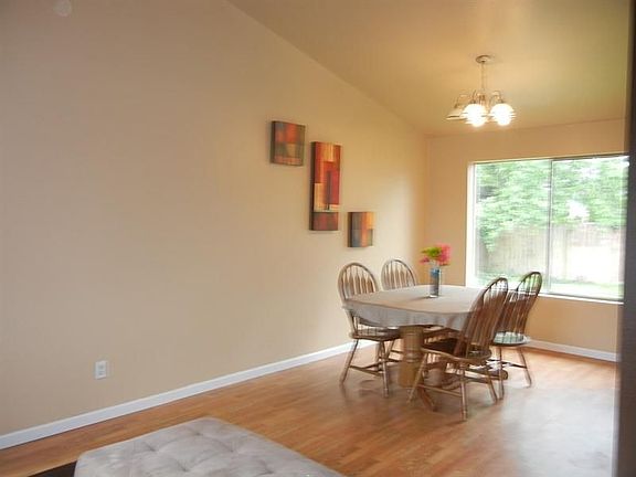 3rd image of 21507 40th Ave E