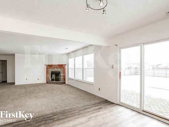 3rd image of 10019 Olympic Cir