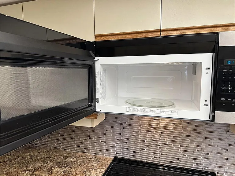 8732 Skymaster Dr — Photo 12