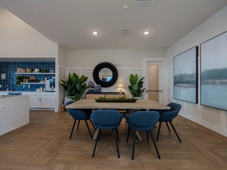 Madison Grove — Photo 21