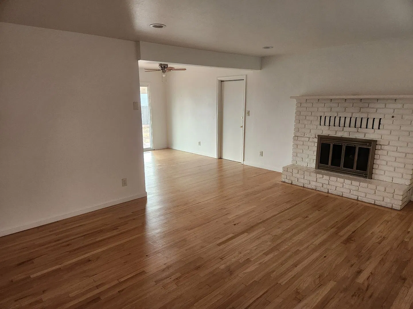 1866 Norwood Drive — Photo 2