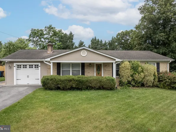 102 Highlander Rd, Stephens City, VA 22655