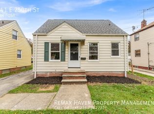 441 E 250th St, Euclid, OH 44132