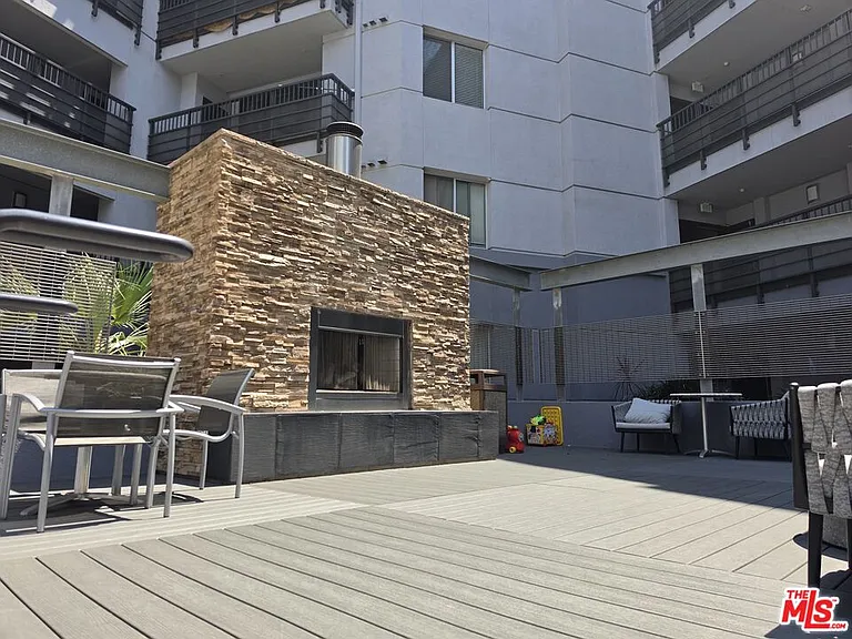 629 Traction Ave #227 — Photo 11