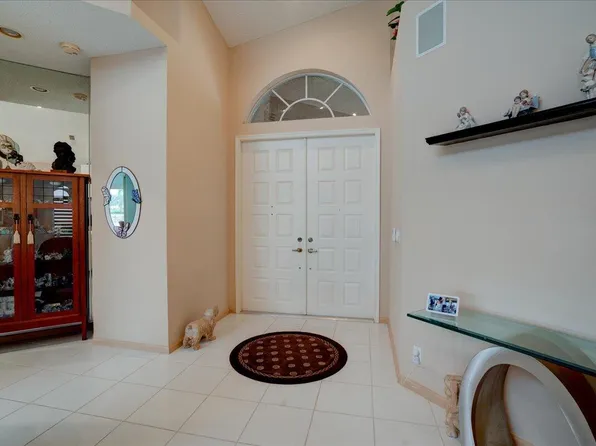 10806 Greenbriar Villa Drive, Lake Worth, FL 33449