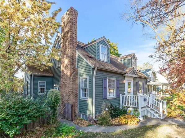 4041 Beard Ave N, Robbinsdale, MN 55422