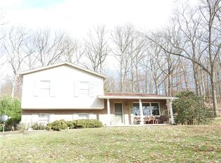 127 Eberhart Ln, Chicora, PA 16025