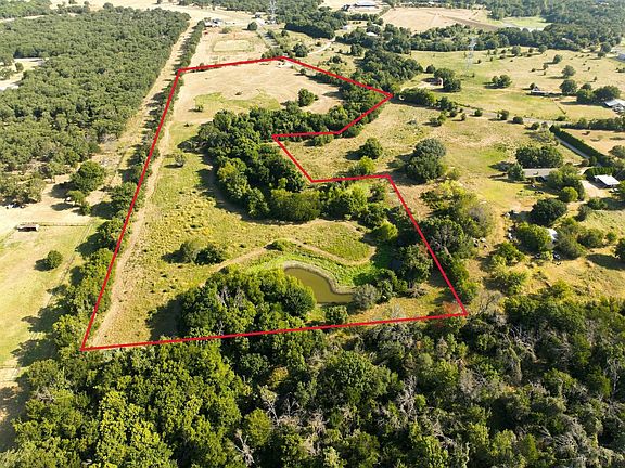 2nd image of 130 Brown Creek Rd