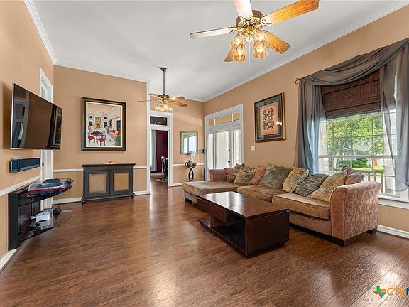 5th image of 511 N 7th St
