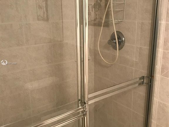 3rd image of 5161 Collins Ave APT 307
