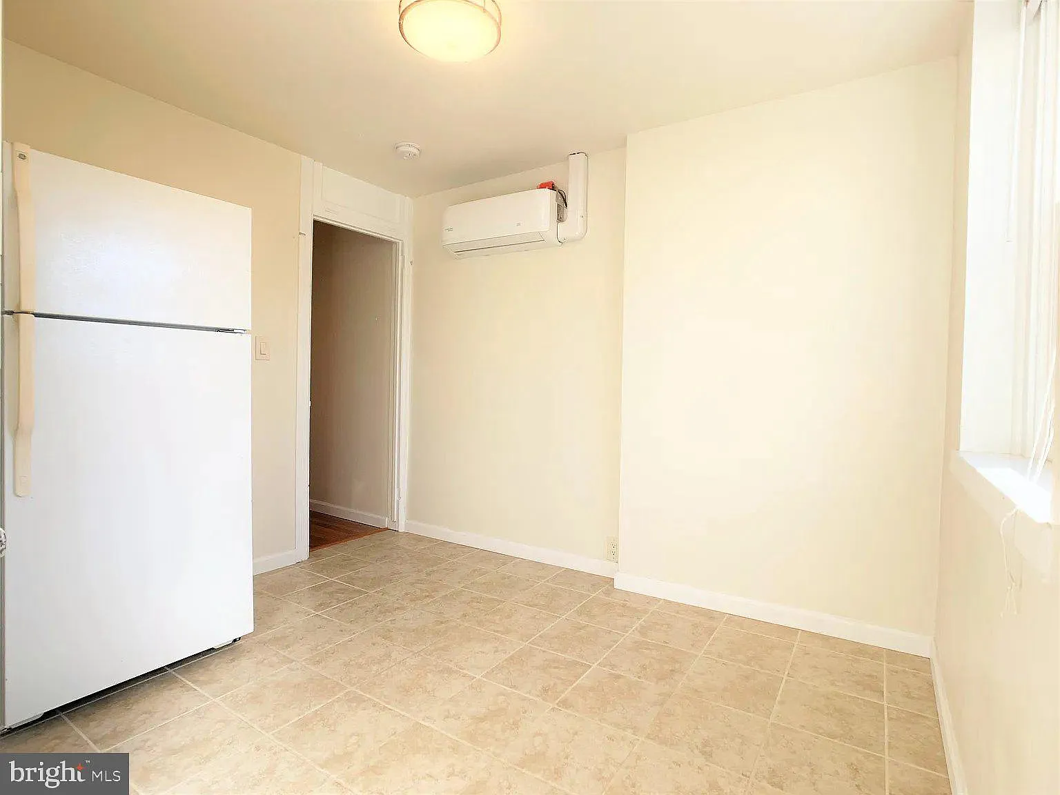 1 bed, 1.0 bath, $1,315 — Photo 4