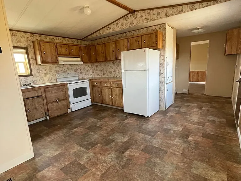 407 J Waldo Way — Photo 4