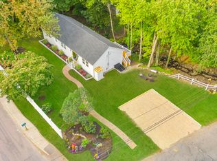 451 Burroughs Rd, Fairfield, CT 06825