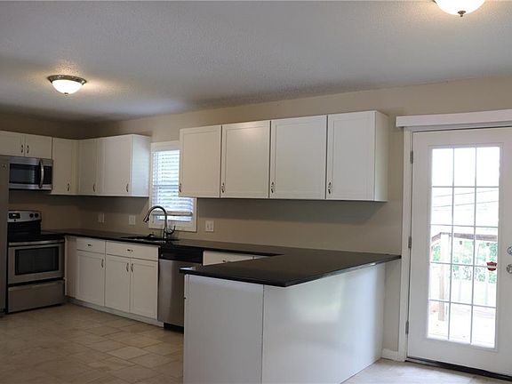 4th image of 9534 Connell Dr