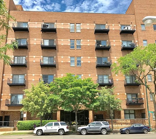 1st image of 1000 E 53rd St Unit 212