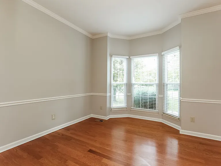 1472 Aaronwood Dr — Photo 5