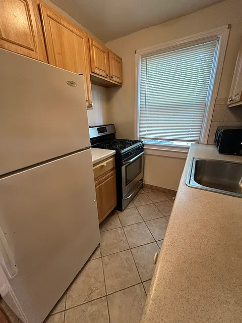 1 bed, $1,600 — Photo 2