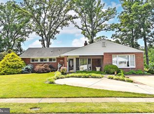 7412 Bath St, Springfield, VA 22150