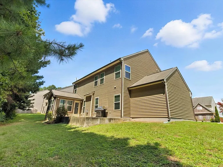 54 Hemlock Green Ln — Photo 27