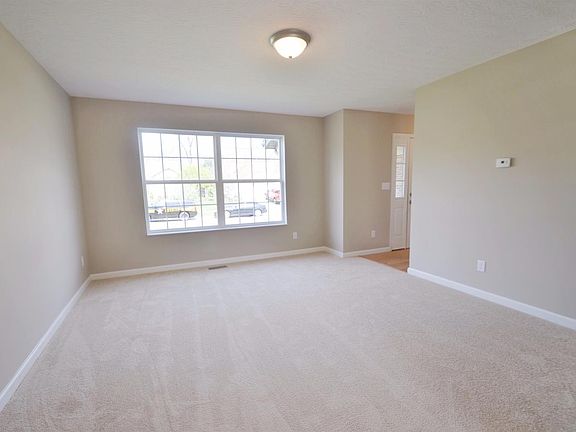 4th image of 5693 Country Oaks Dr