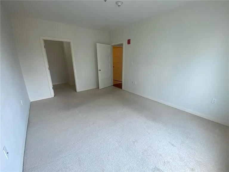100 Exchange St #1402 — Photo 23