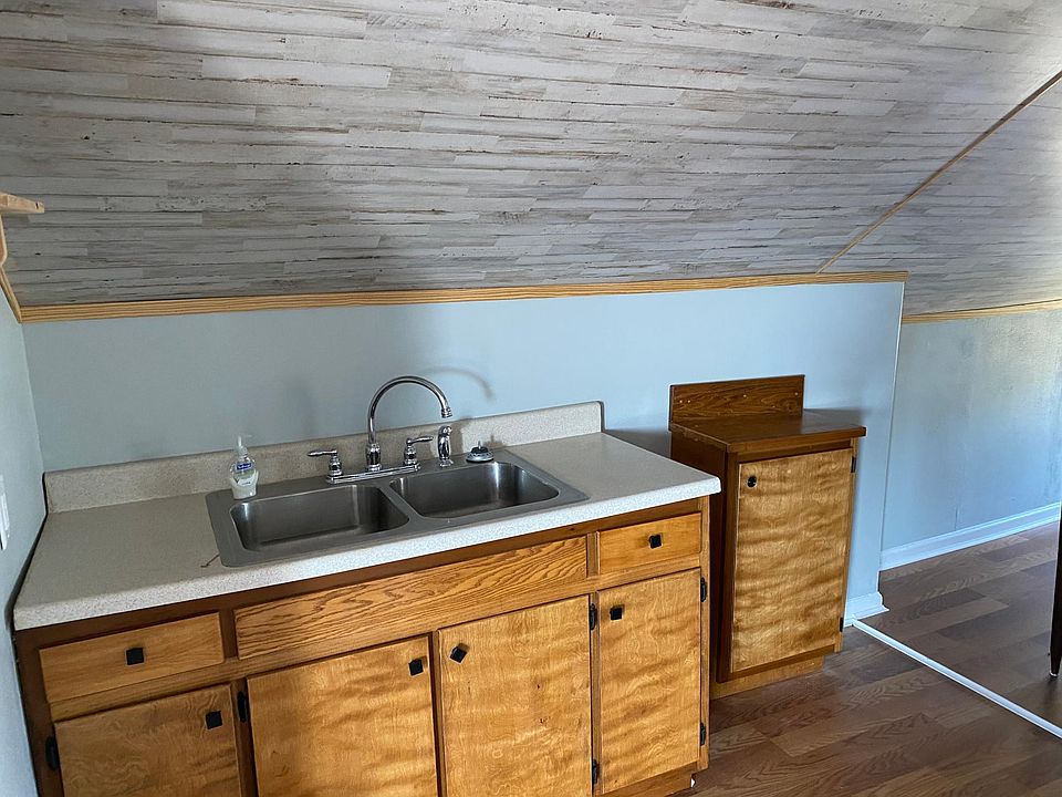 1201 Fairmount Apartments Bristol, VA Zillow