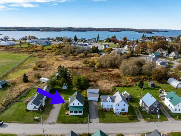 15 South Street, Lubec, ME 04652