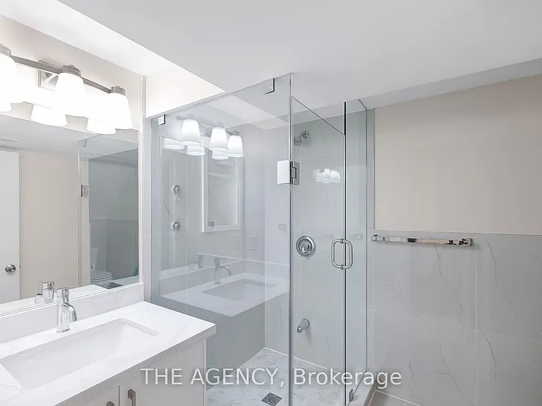1038 Alexandra Ave — Photo 17