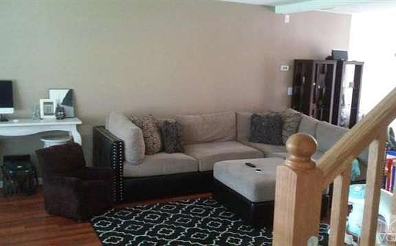 3rd image of 7301 Unicorn Cir