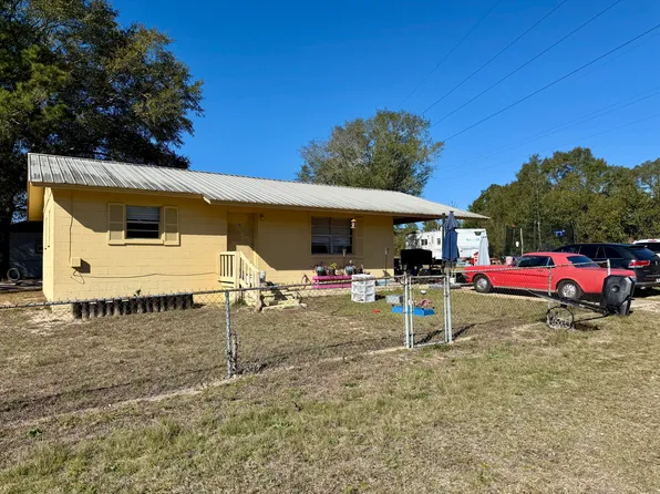 76 Fredrick Dr, Defuniak Springs, FL 32433