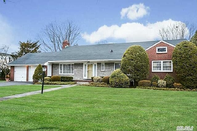 1st image of 257 Stewart Ave