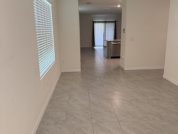 2nd image of 33840 Field Maple Loop